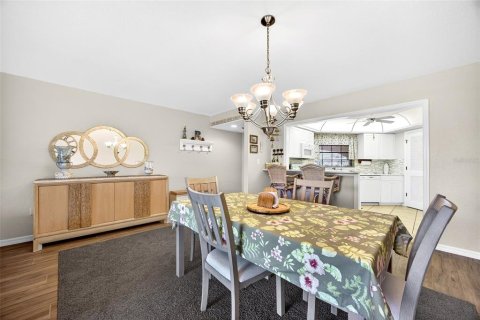Condominio en venta en Punta Gorda, Florida, 2 dormitorios, 130.53 m2 № 2101378 - foto 8