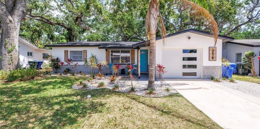 House in Largo, Florida 2 bedrooms, 97.08 sq.m. № 2123289