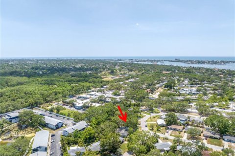 House in Largo, Florida 2 bedrooms, 97.08 sq.m. № 2123289 - photo 21