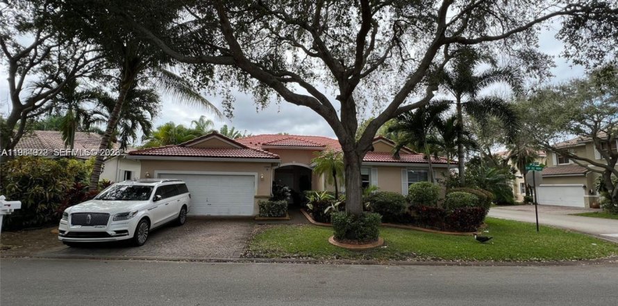 Дом в Форт-Лодердейл, Флорида 5 спален, 225.01м2 № 2066363