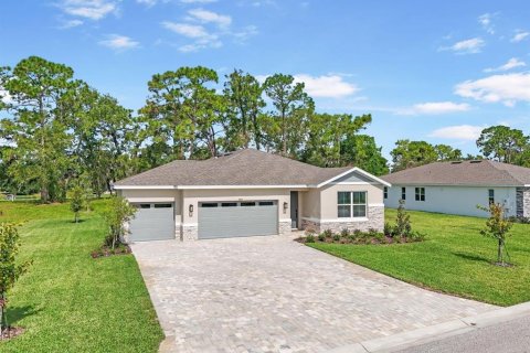 House in Weeki Wachee, Florida 4 bedrooms, 193.33 sq.m. № 2429068