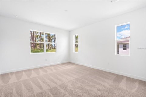 House in Weeki Wachee, Florida 4 bedrooms, 193.33 sq.m. № 2429068 - photo 20