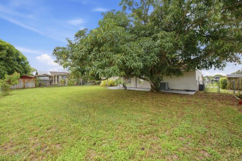 Casa en venta en Boynton Beach, Florida, 2 dormitorios, 113.34 m2 № 2382748 - foto 30