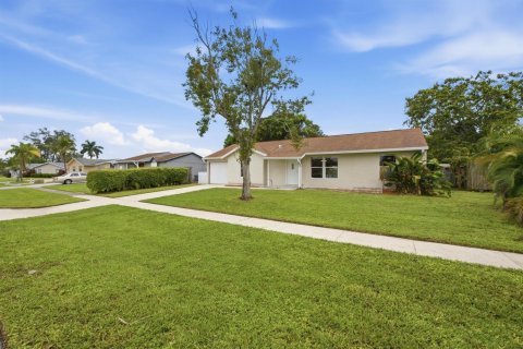 Casa en venta en Boynton Beach, Florida, 2 dormitorios, 113.34 m2 № 2382748 - foto 5