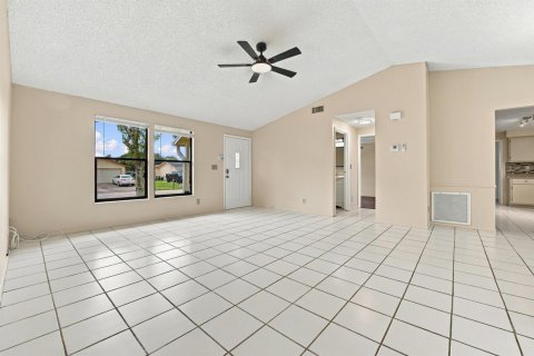 Casa en venta en Boynton Beach, Florida, 2 dormitorios, 113.34 m2 № 2382748 - foto 8