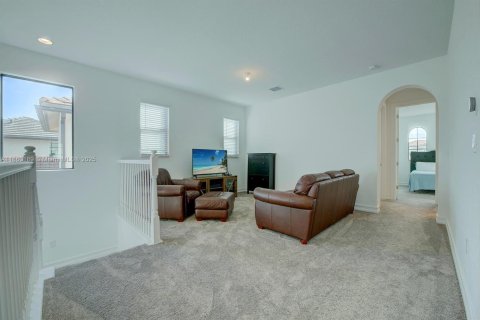 Villa ou maison à louer à Pembroke Pines, Floride: 4 chambres, 222.69 m2 № 1886600 - photo 27