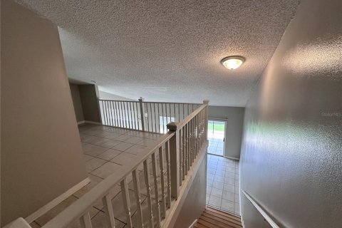 Townhouse in Winter Garden, Florida 3 bedrooms, 112.97 sq.m. № 2377935 - photo 10