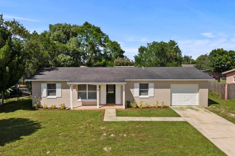 Casa en venta en Deltona, Florida, 3 dormitorios, 130.34 m2 № 2377444 - foto 2