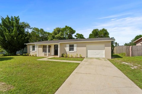 Casa en venta en Deltona, Florida, 3 dormitorios, 130.34 m2 № 2377444 - foto 4