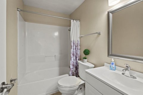Casa en venta en Deltona, Florida, 3 dormitorios, 130.34 m2 № 2377444 - foto 28