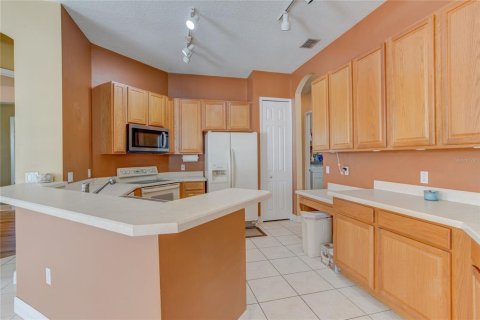 Casa en venta en Orlando, Florida, 4 dormitorios, 195.09 m2 № 1856773 - foto 16