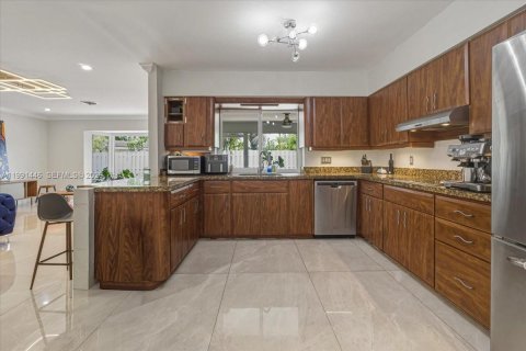 Casa en venta en Wilton Manors, Florida, 3 dormitorios, 186.73 m2 № 2174307 - foto 8