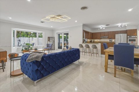 Casa en venta en Wilton Manors, Florida, 3 dormitorios, 186.73 m2 № 2174307 - foto 4