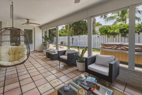 Casa en venta en Wilton Manors, Florida, 3 dormitorios, 186.73 m2 № 2174307 - foto 25