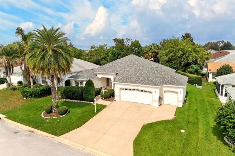 Villa ou maison à vendre à The Villages, Floride: 3 chambres, 194.35 m2 № 2414900 - photo 2