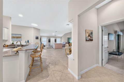 Villa ou maison à vendre à The Villages, Floride: 3 chambres, 194.35 m2 № 2414900 - photo 30