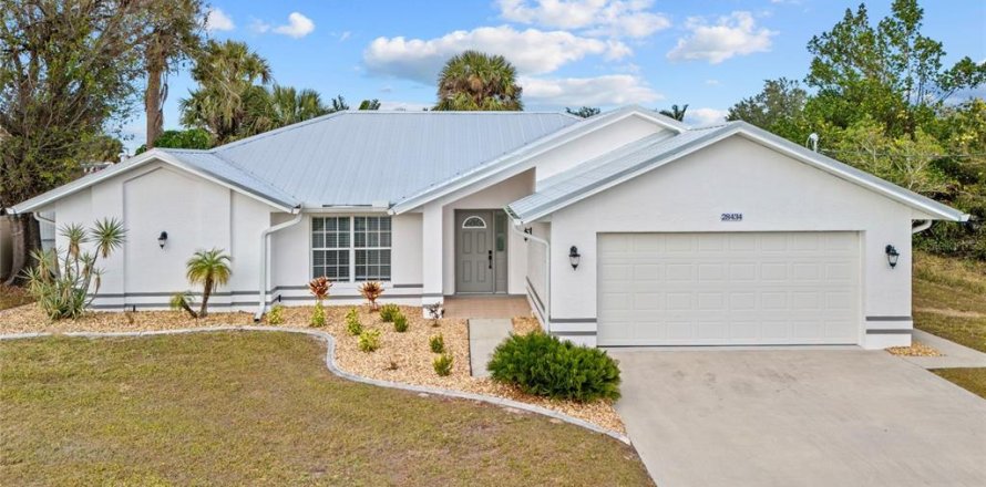 House in Punta Gorda, Florida 3 bedrooms, 158.4 sq.m. № 1733887