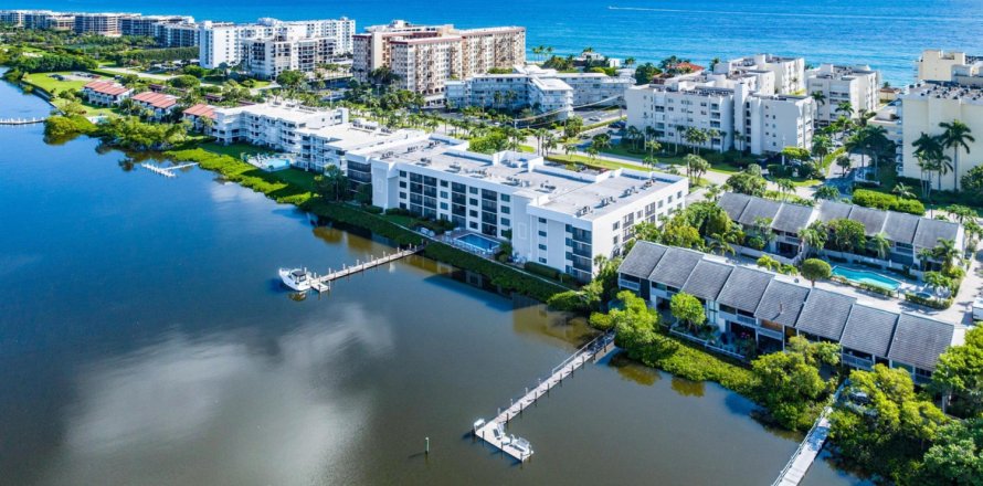 Condo in Palm Beach, Florida, 2 bedrooms  № 750612