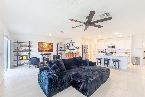 House in Parrish, Florida 5 bedrooms, 308.99 sq.m. № 2098390 - photo 2