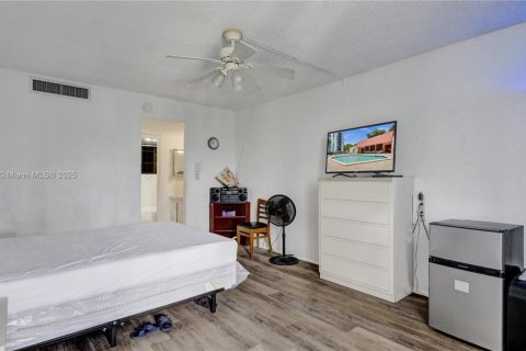 Condo in Aventura, Florida, 2 bedrooms  № 1890266 - photo 15
