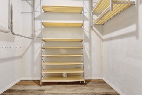 Condo in Aventura, Florida, 2 bedrooms  № 1890266 - photo 24