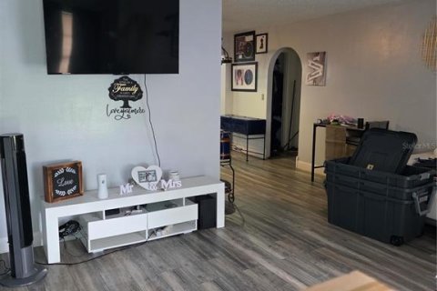 Casa en venta en Spring Hill, Florida, 4 dormitorios, 159.33 m2 № 1823302 - foto 5