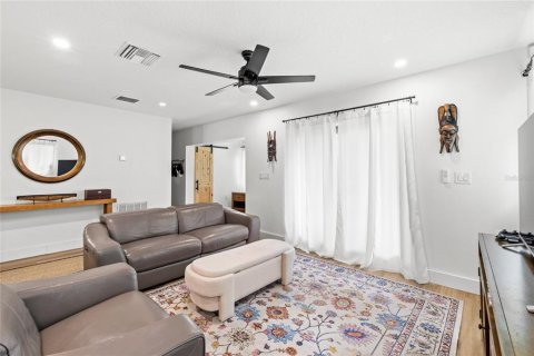 Casa en venta en Winter Park, Florida, 3 dormitorios, 127.28 m2 № 2234228 - foto 8