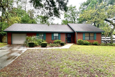Casa en Ocala, Florida 3 dormitorios, 153.29 m2 № 2100566