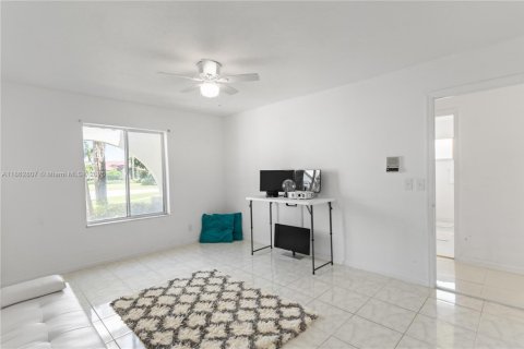 Casa en venta en Boynton Beach, Florida, 3 dormitorios, 240.06 m2 № 1891882 - foto 29