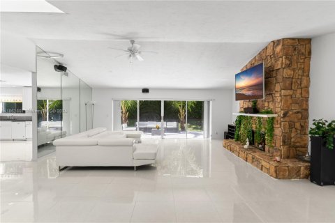 Casa en venta en Boynton Beach, Florida, 3 dormitorios, 240.06 m2 № 1891882 - foto 8