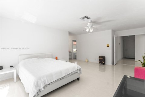 Casa en venta en Boynton Beach, Florida, 3 dormitorios, 240.06 m2 № 1891882 - foto 21