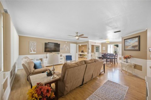 Casa en venta en Ocala, Florida, 2 dormitorios, 133.04 m2 № 2381016 - foto 3