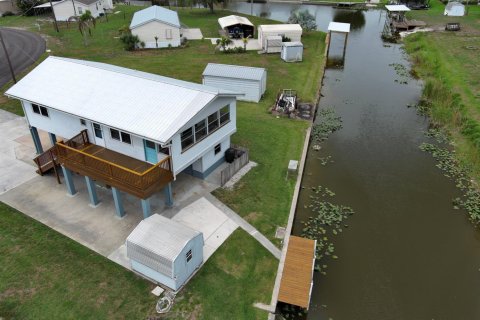 Купить виллу или дом в Окичоби, Флорида 6 комнат, 148.46м2, № 2247143 - фото 8