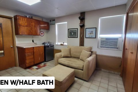 Купить виллу или дом в Окичоби, Флорида 6 комнат, 148.46м2, № 2247143 - фото 28