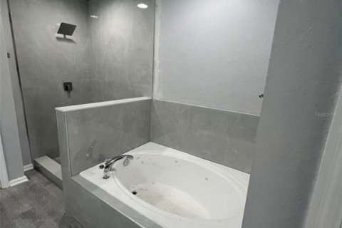 Adosado en alquiler en Kissimmee, Florida, 3 dormitorios, 181.81 m2 № 1832920 - foto 18