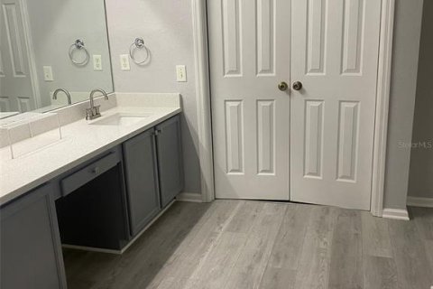 Adosado en alquiler en Kissimmee, Florida, 3 dormitorios, 181.81 m2 № 1832920 - foto 17