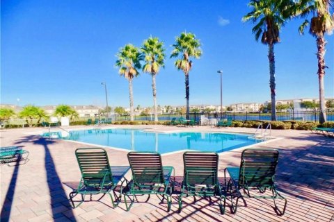 Adosado en alquiler en Kissimmee, Florida, 3 dormitorios, 181.81 m2 № 1832920 - foto 27