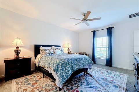 Villa ou maison à vendre à Kissimmee, Floride: 5 chambres, 221.85 m2 № 2427678 - photo 16