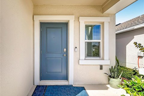 Villa ou maison à vendre à Kissimmee, Floride: 5 chambres, 221.85 m2 № 2427678 - photo 2