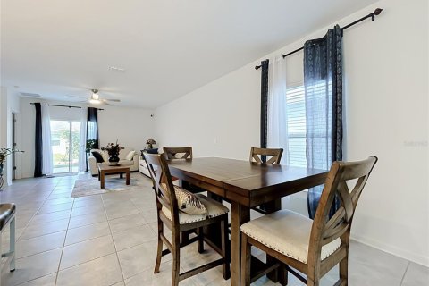 Villa ou maison à vendre à Kissimmee, Floride: 5 chambres, 221.85 m2 № 2427678 - photo 9