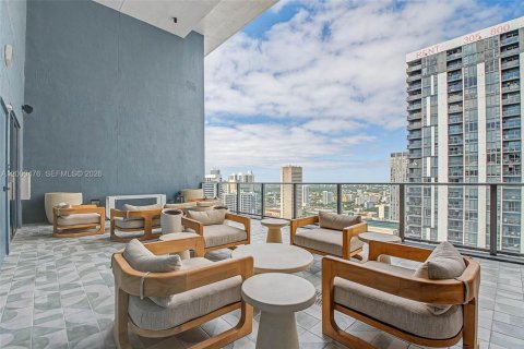 Condo in Miami, Florida, 2 bedrooms № 2176888 - photo 12
