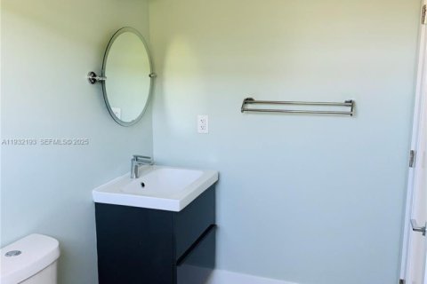 Снять в аренду квартиру в Майами-Бич, Флорида 37.16м2, № 1990791 - фото 7