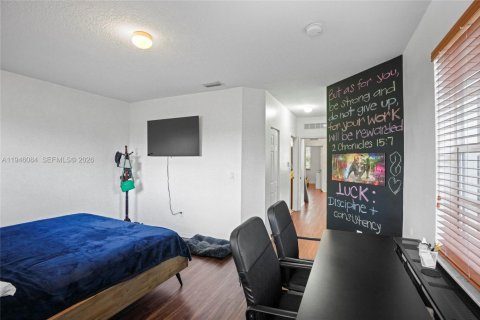 Купить таунхаус в Мирамар, Флорида 4 спальни, 180.14м2, № 2002432 - фото 23