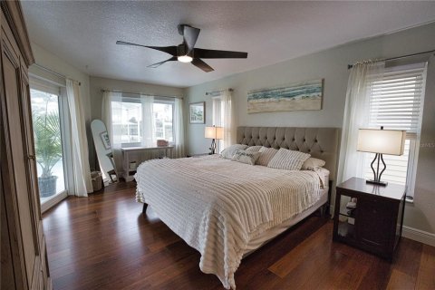 House in Port Charlotte, Florida 3 bedrooms, 187.76 sq.m. № 2424081 - photo 24