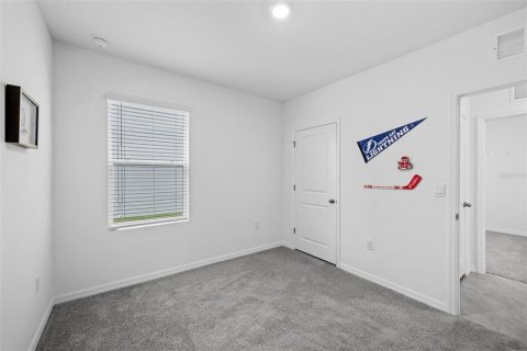 House in Zephyrhills, Florida 3 bedrooms, 147.16 sq.m. № 2286931 - photo 24
