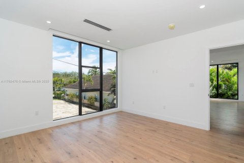 Townhouse in Fort Lauderdale, Florida 3 bedrooms, 285.58 sq.m. № 1695543 - photo 9