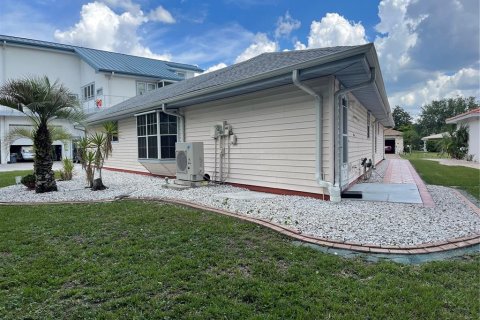 Villa ou maison à vendre à Lutz, Floride: 2 chambres, 169.55 m2 № 1798687 - photo 4