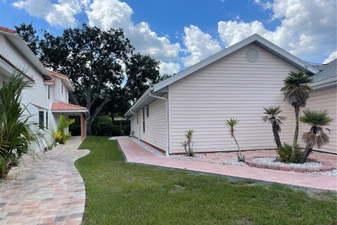 Villa ou maison à vendre à Lutz, Floride: 2 chambres, 169.55 m2 № 1798687 - photo 2