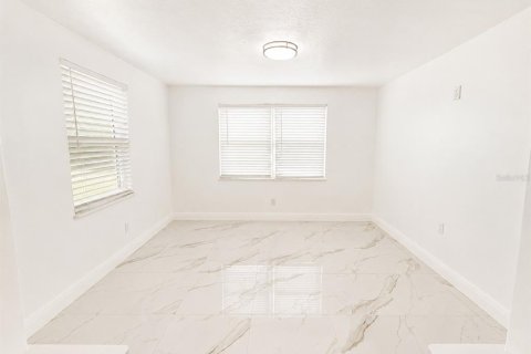 Casa en venta en Dundee, Florida, 4 dormitorios, 159.79 m2 № 2225255 - foto 28