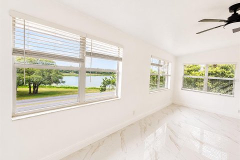 Casa en venta en Dundee, Florida, 4 dormitorios, 159.79 m2 № 2225255 - foto 18